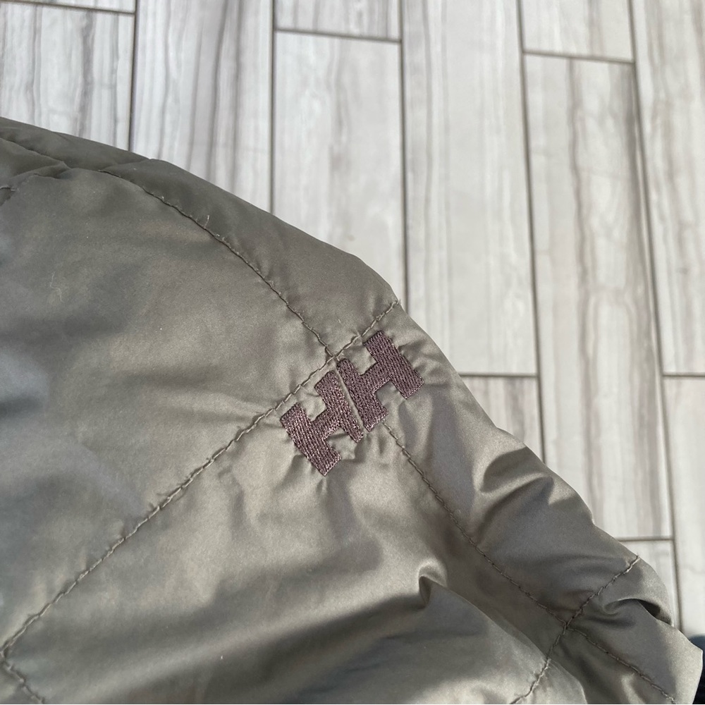 Helly Hansen Insulated Jacket. Euc - image 2